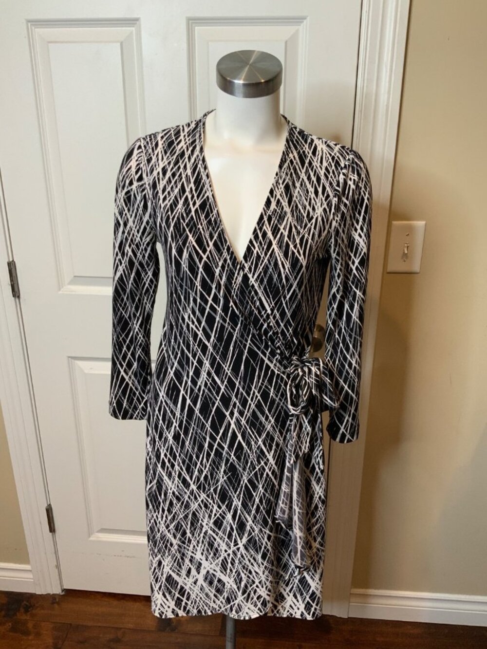 BCBG Max Azria Black White Scribble Stripe Adele Wrap Dress, Size S